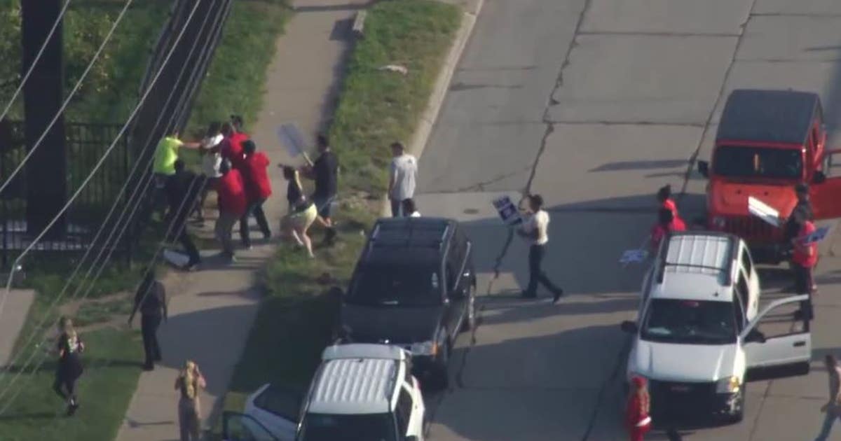 www.fox2detroit.com