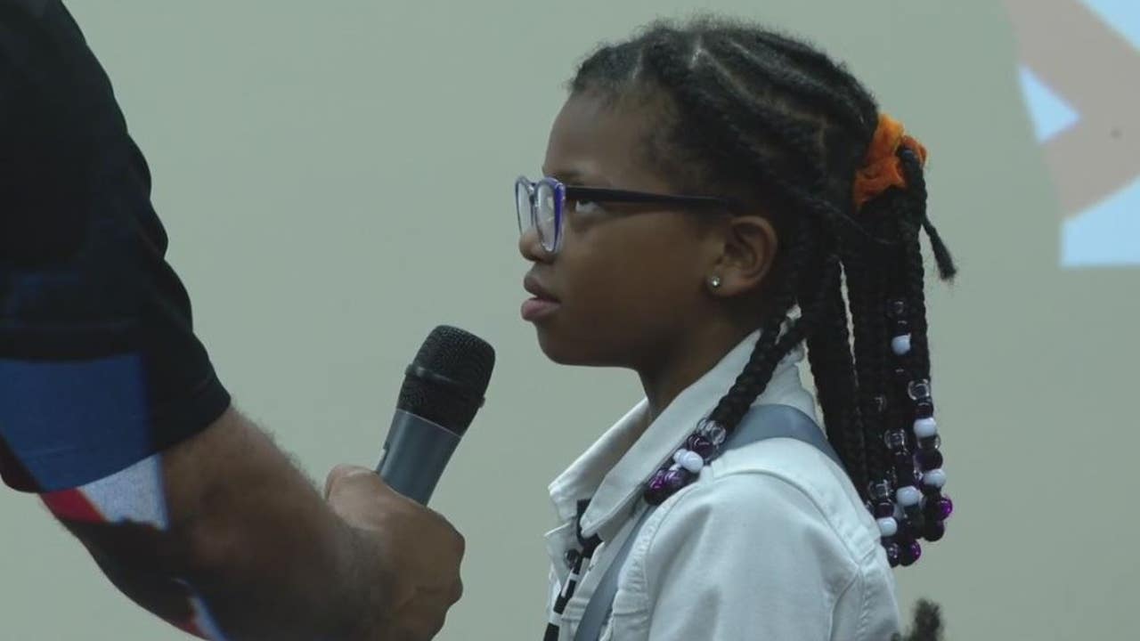 Youth summit with community leaders, Detroit police, features tough questions from children