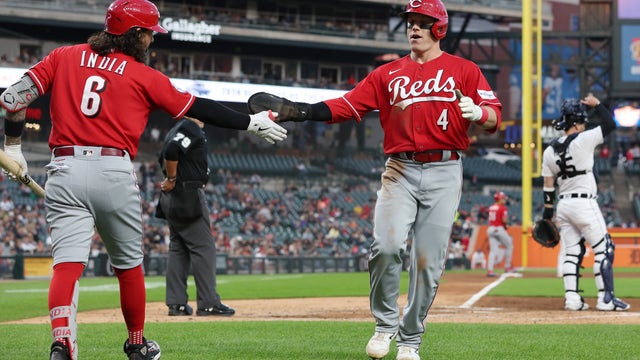 TJ Friedl’s 2-run triple and a solid Reds bullpen combine for 4-3 win over the Tigers