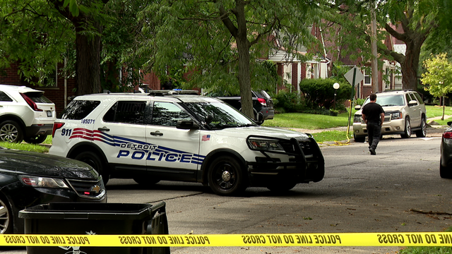 Detroit police investigating shooting that left woman dead on city's east side