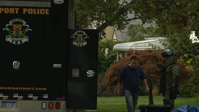 Bomb squad called after 'homemade device' found in Wayne neighborhood