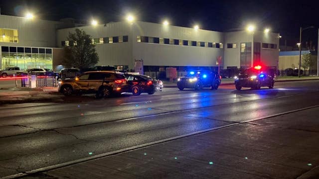 Southfield marijuana dispensary thieves crash in Warren during police chase