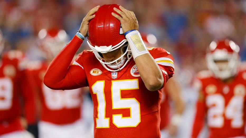 Detroit Lions vs. Kansas City Chiefs: Chiefs owner gives positive update on Travis  Kelce fitness