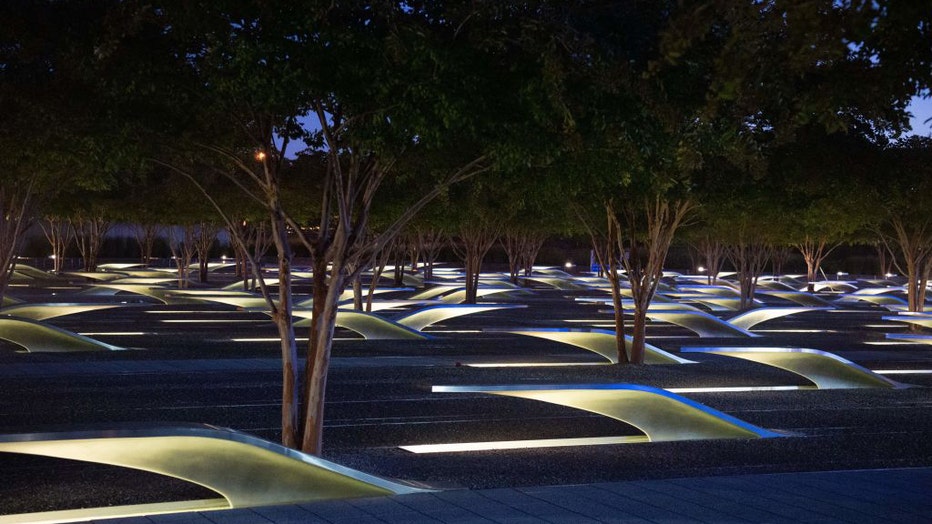 Pentagon-9-11-memorial.jpg