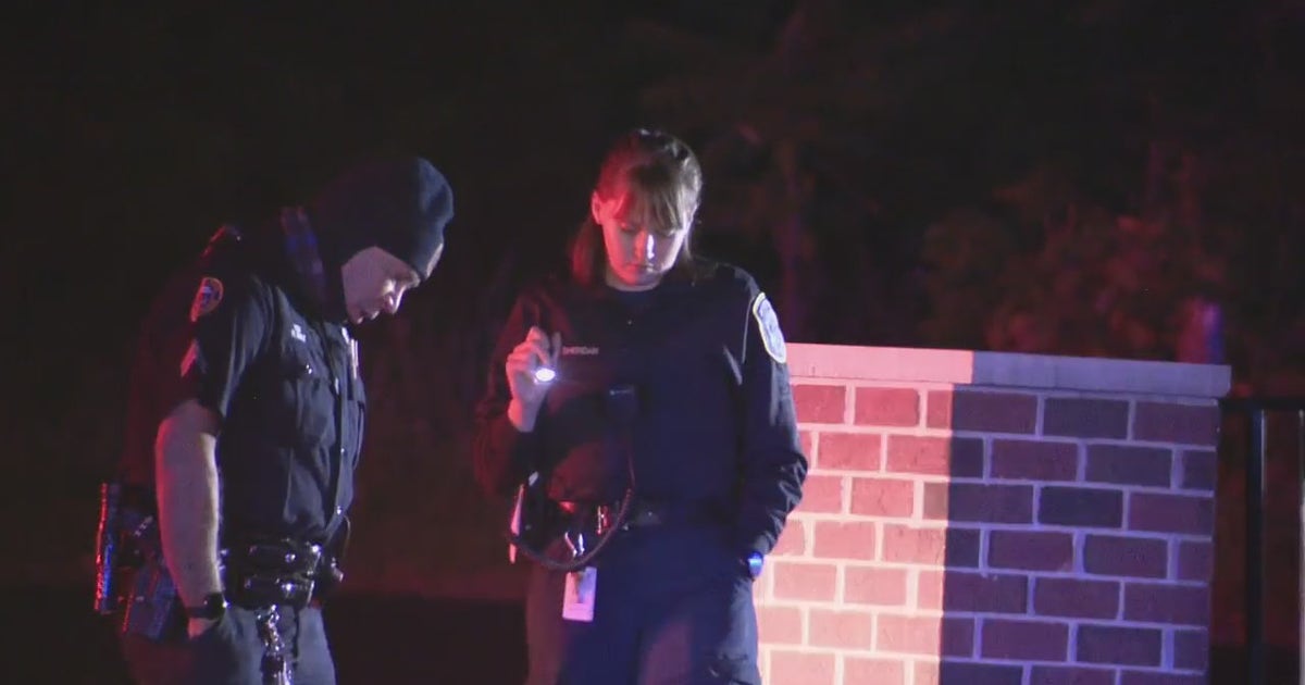 Neighbor’s gruesome discovery sparks homicide investigation on Detroit ...