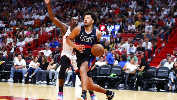 Heat waste almost all of 19-point lead, scramble to hold off Pistons 103-102