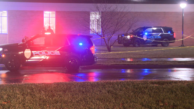 2 Oak Park High School students shot after homecoming football game