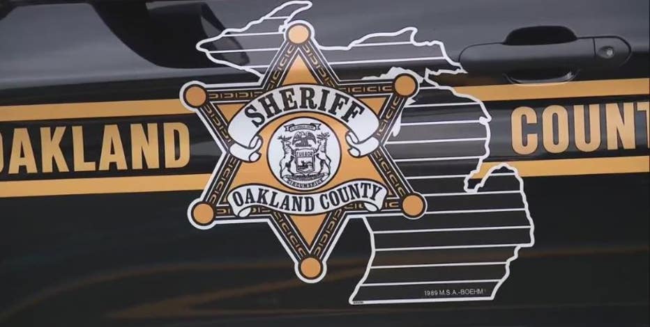 Man killed after telling person who spit in sink to leave his Pontiac apartment