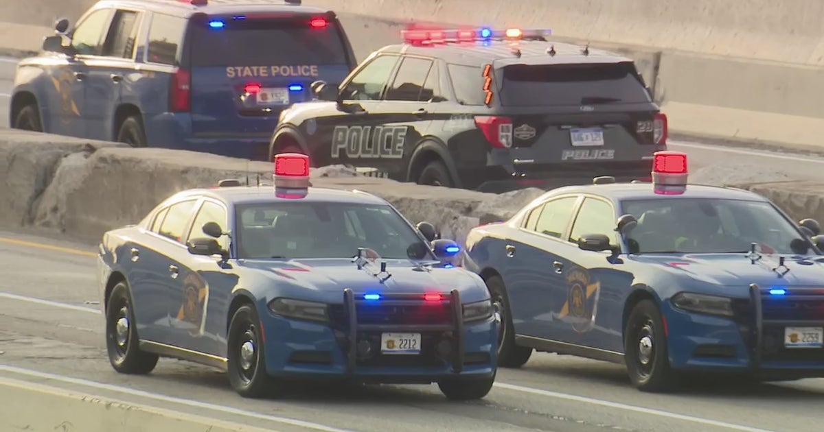 Warren police chase ends with suspect shot on I-94 | FOX 2 Detroit