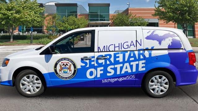Michigan Secretary of State brings Mobile Office to Macomb County