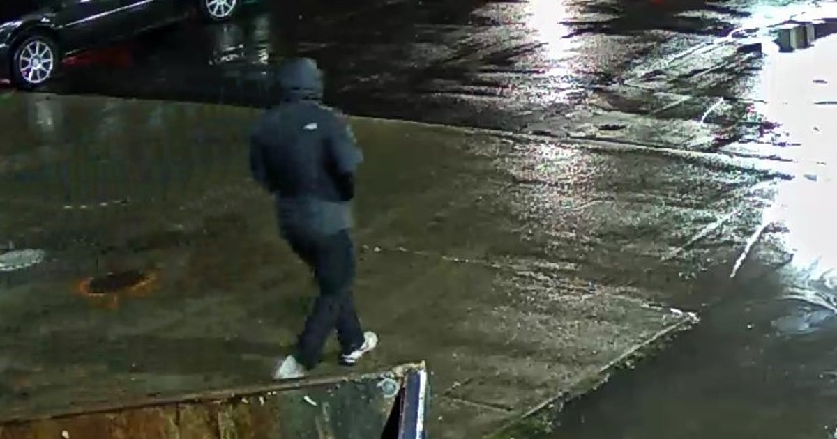 Police search for suspect after 2 carjackings at Detroit gas stations ...