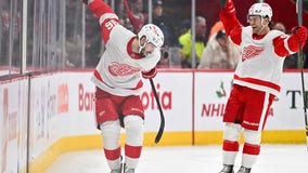 Walman scores in overtime as surging Red Wings beat Canadiens 5-4