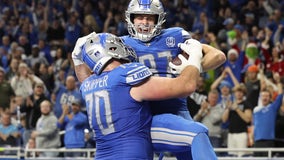 Jared Goff throws 5 TD passes as NFC North-leading Lions bounce back, beat Broncos 42-17