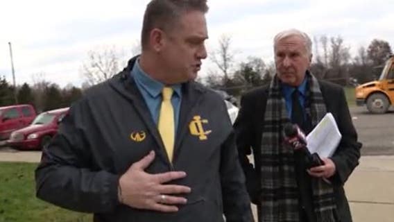 Don't badmouth this builder - he'll tell dad