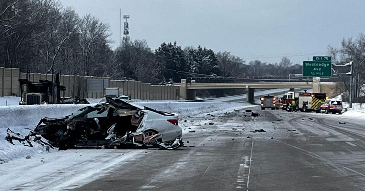 Drugs suspected after wrong-way driver causes head-on crash on I-94 in ...