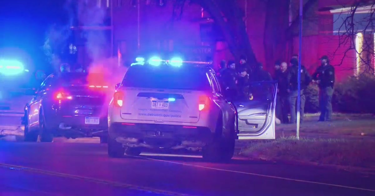 Man charged with shooting Detroit police officer at apartment on west ...