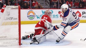 Nurse scores in OT and Oilers top Red Wings 3-2 to tie franchise record with 9th straight win