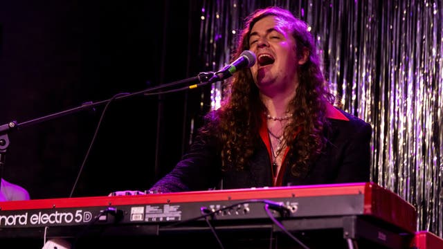 Keyboardist for Detroit rock band Mac Saturn arrested for child porn prior to Fillmore show