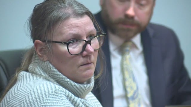 Jennifer Crumbley's trial begins with opening statements, witness testimony
