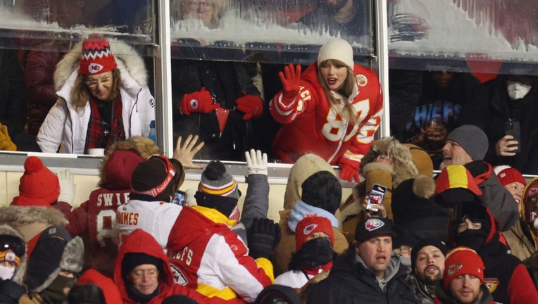 Taylor-Swift-at-Chiefs-game.jpg