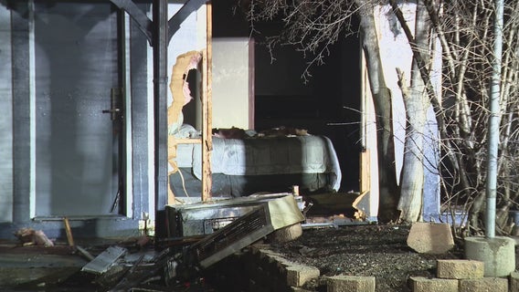 'We were freaking out': Fire damages Warren motel