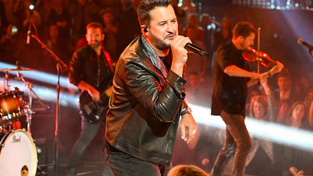 Luke Bryan to headline 2024 Hoedown at Pine Knob Music Theatre