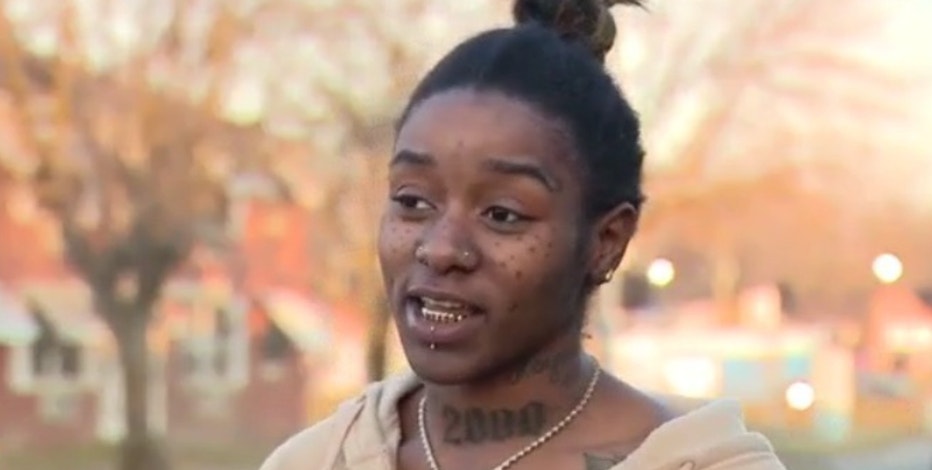 Detroit aunt who let kids hang out of moving car faces child abuse charges