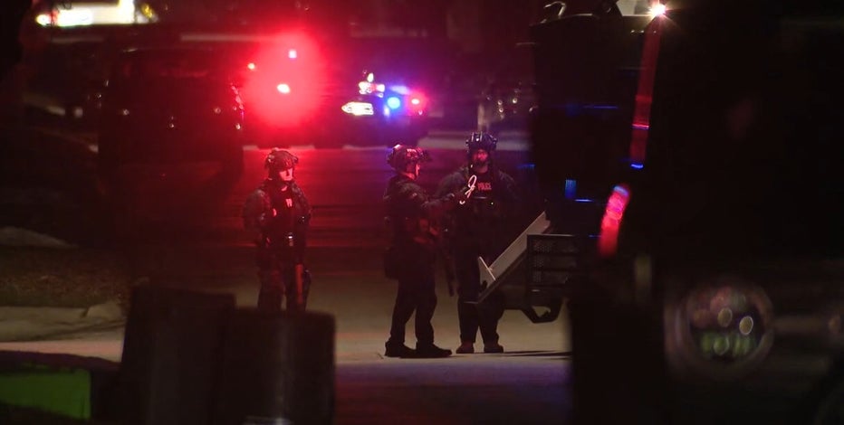 Shelter-in-place lifted, barricaded gunman in custody after 15-hour standoff with Port Huron police