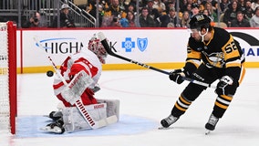 Sidney Crosby stars as the Penguins beat the Red Wings 6-3
