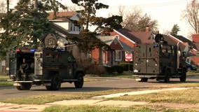 Felony suspect in barricaded stand-off with Detroit police