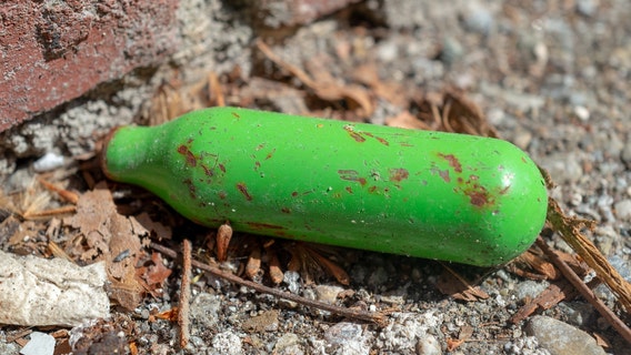 Nitrous oxide whippet abuse bill signed into Michigan law