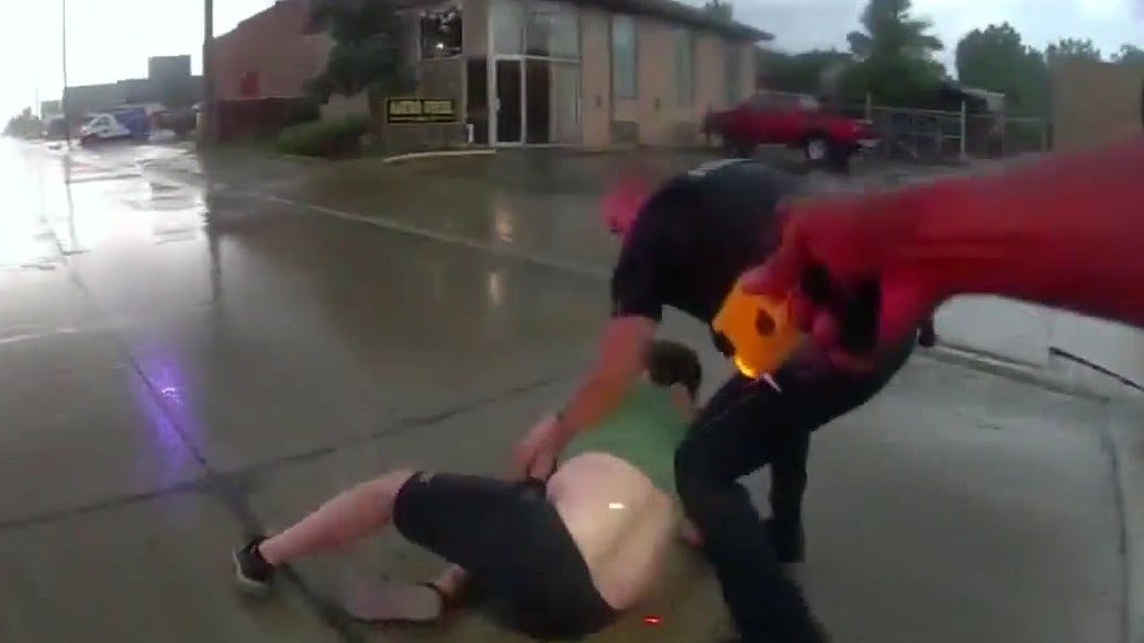 Police officer charged after Warren rough arrest now facing charges ...