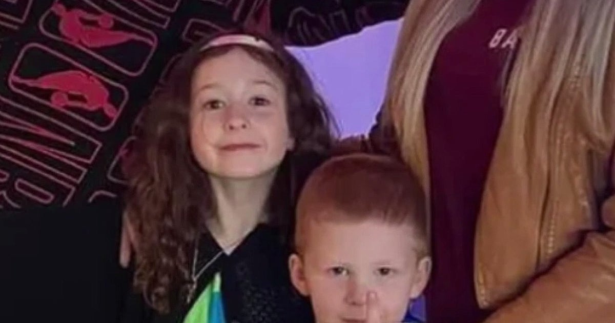 2 kids killed, several injured after woman crashes into Swan Boat Club | FOX 2 Detroit