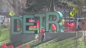 Detroit Hollywood-inspired sign installed along I-94 ahead of NFL Draft