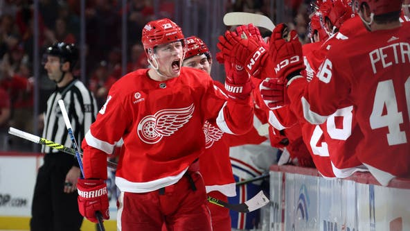 Red Wings playoff chances still alive with 5-4 win over Canadiens