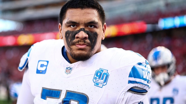 Lions agree to contract extensions with St. Brown and Sewell worth combined $200M, AP source says