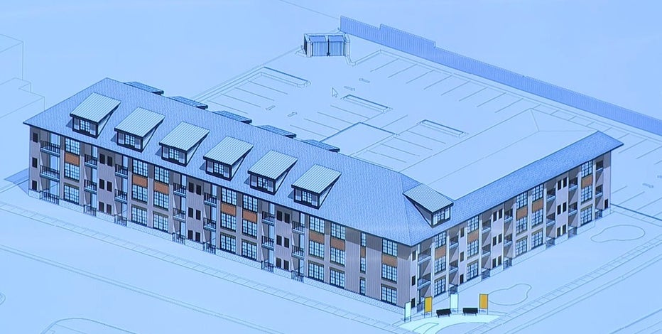 Royal Oak residents oppose plan to build apartment complex on old bank site