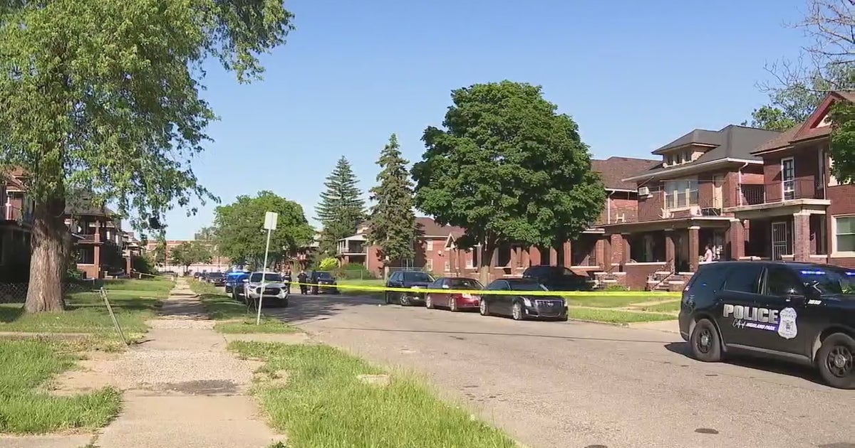 Police: 1 man killed, another injured in Highland Park shooting | FOX 2 ...