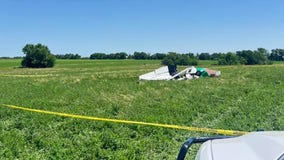 Pilot, 6 passengers on skydiving flight jump before small plane crashes in Missouri hayfield