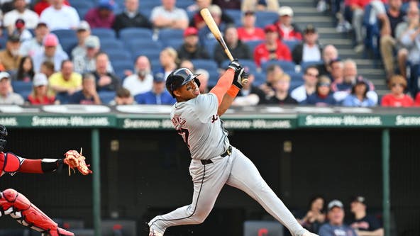 Andy Ibáñez homers twice, Ryan Vilade gets first MLB hit, RBIs as Tigers outslug Guardians 11-7