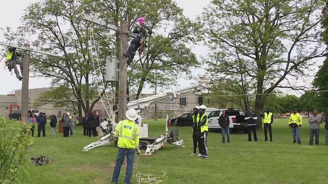 New skilled trade program at Detroit high school allows hands-on experience