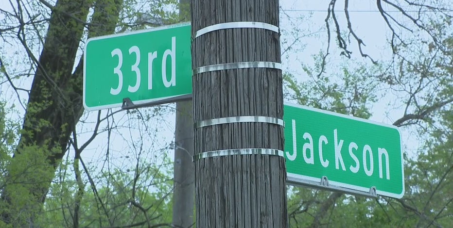 Suspect wanted after 2 killed, 1 hurt in Southwest Detroit shooting