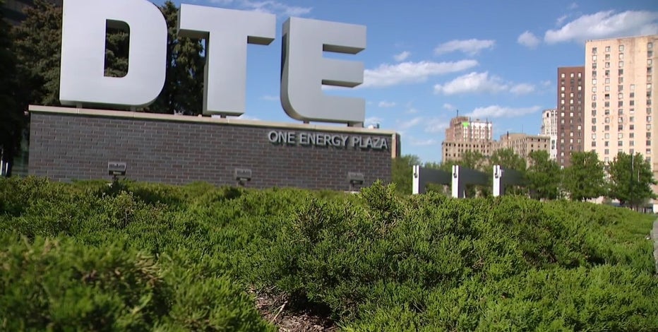Lawsuit: Ex-DTE rep forced to listen to customer masturbate due to policy