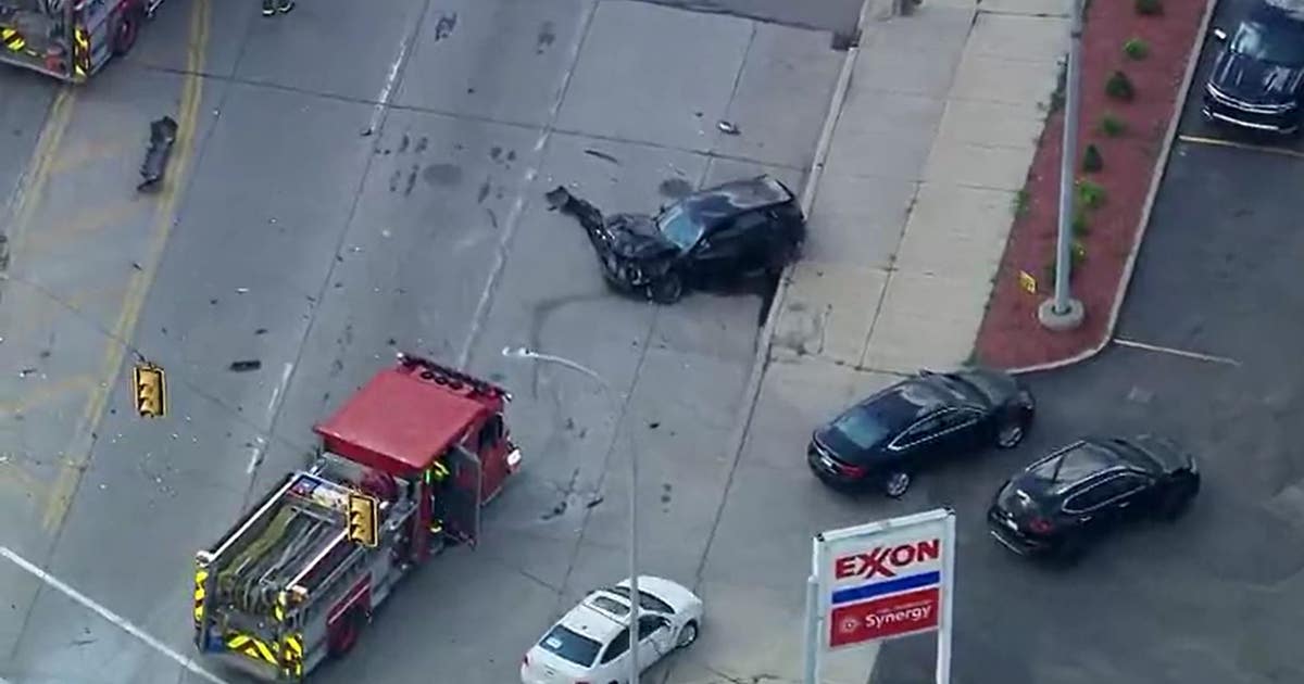 Detroit fire truck involved in crash on I-96 and Livernois | FOX 2 Detroit