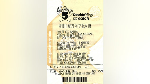 Oakland County man wins $446,000 in Michigan Lottery