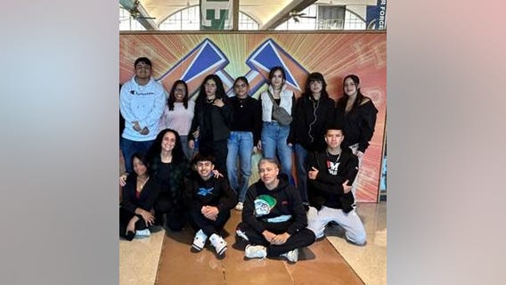 Lincoln Park bilingual education teacher honored with Unsung Educator Award