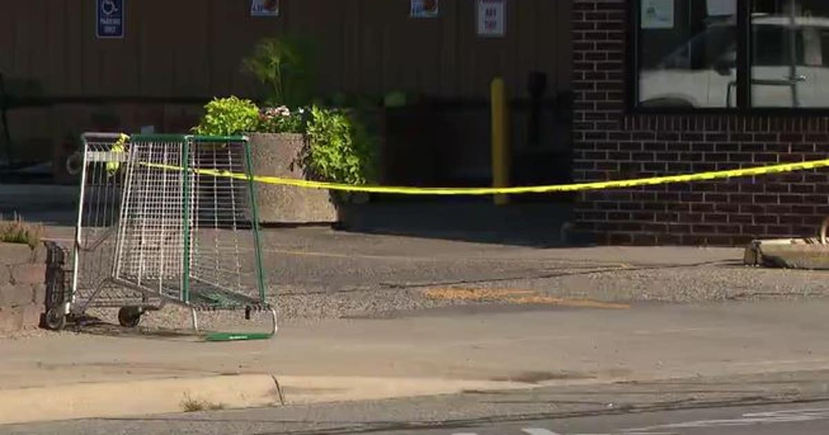 Car hits building, causes gas leak in Royal Oak | FOX 2 Detroit