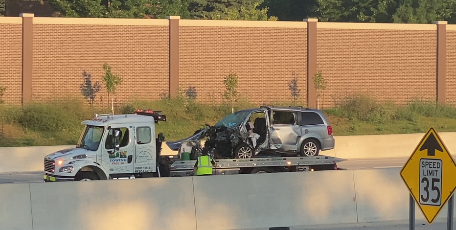 4 killed, 1 critically injured in wrong-way driver crash on I-75 in Royal Oak