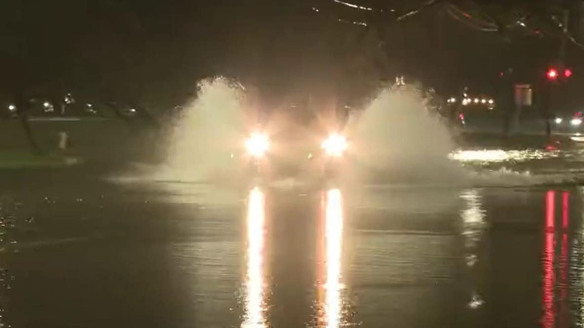 Flood Watch in effect for parts of Southeast Michigan as heavy rain moves through area