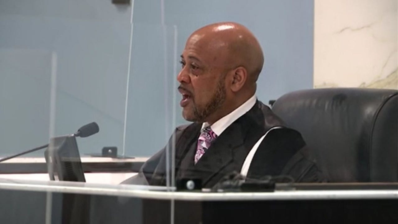 Detroit judge who handcuffed sleeping teenager removed from record